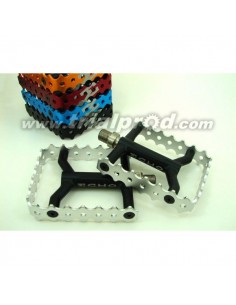 Echo TR caged pedals